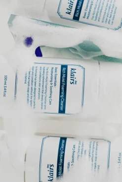 Rich Moist Foaming Cleanser 100ml