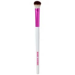 Ruby Kisses Large Eyeshadow Brush