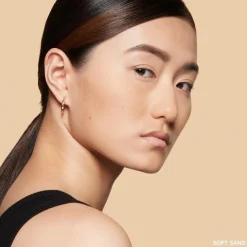 Sheer Finish Pressed Powder Soft Sand 9g