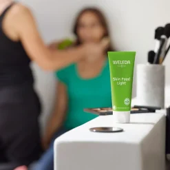 Skin Food Light 30ml