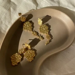 Sophia Earstuds Gold Plated 28mm