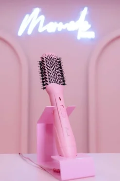 The Blow Dry Brush Pink