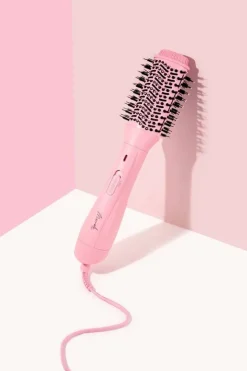 The Blow Dry Brush Pink