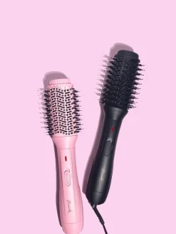 The Blow Dry Brush Pink