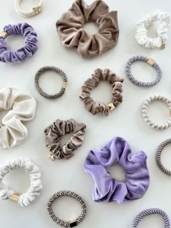 Velvet Scrunchie Vanilla