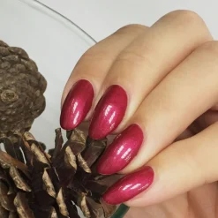 VINYLUX Long Wear Polish Red Baroness #139 15ml