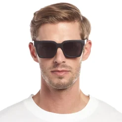 Weekend Riot Matte Black With Polarised Smoke Mono Lens