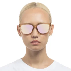 Weekend Riot Sand With Peach Mirror Lens